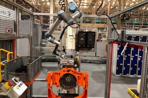 UR10 robots at Ford Dagenham automotive plant