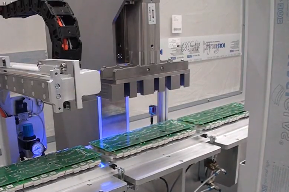 aiPRESS Electronics Application - Joining Circuit Boards to a Cooling Element