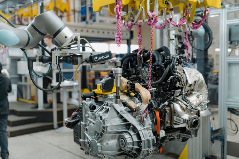 Inbolt GuideNOW automotive application.